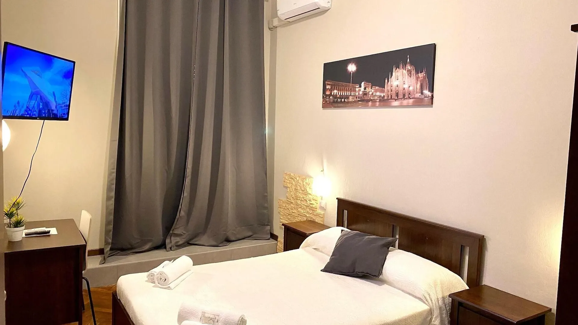 Carlo Goldoni Hotel Milan