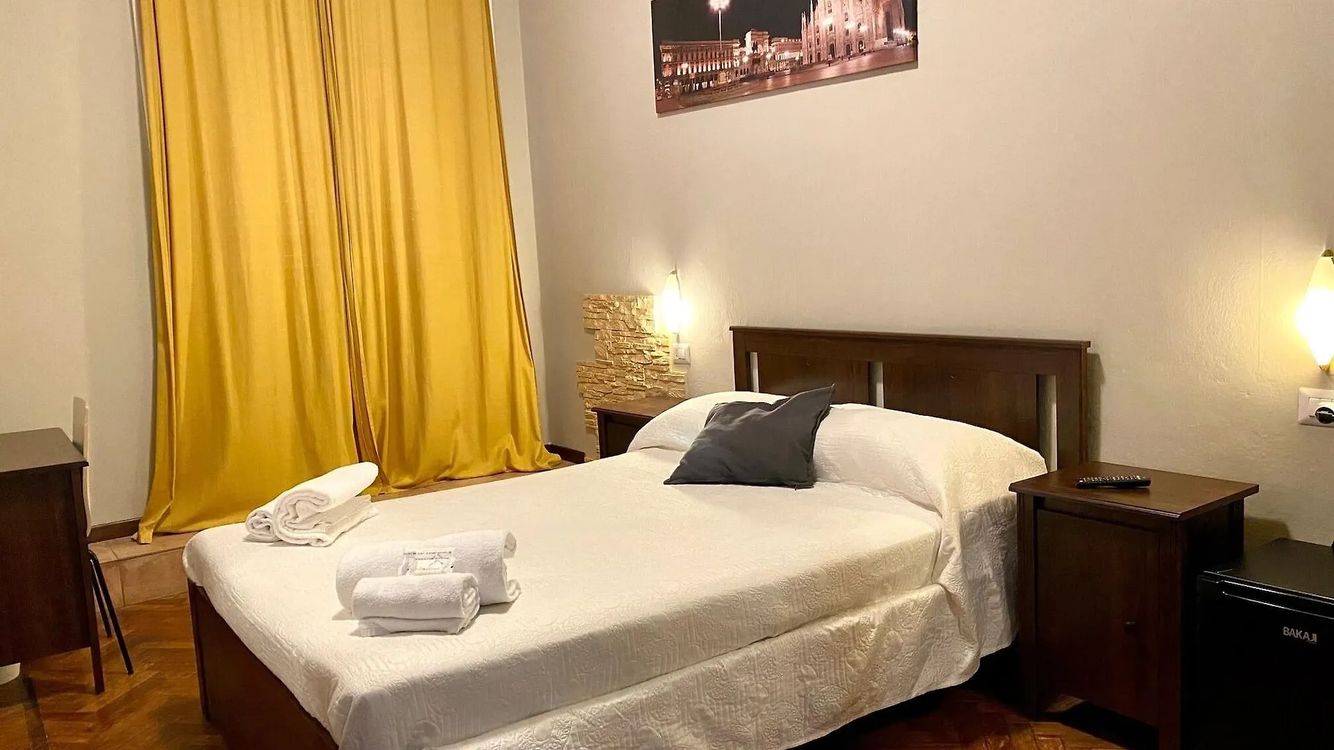 Carlo Goldoni Hotel Milan 2*,  Italy
