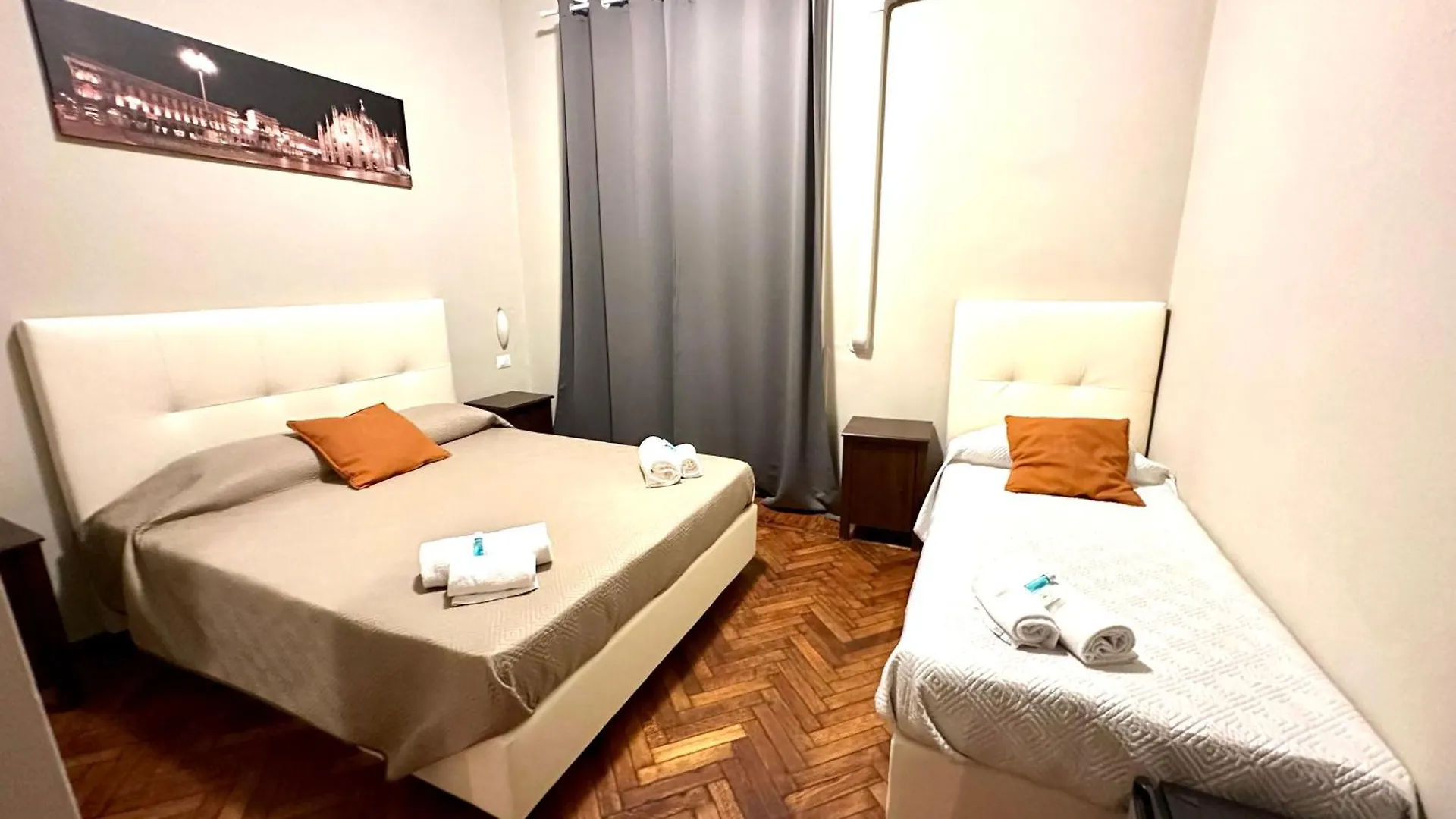 Carlo Goldoni Hotel Milan 2*,