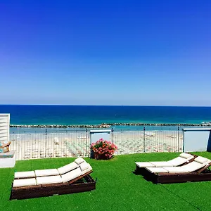 Frontemare Hotel apartamentowy Rimini